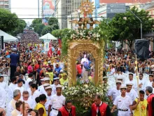 A procissão em honra à Nossa Senhora da Conceição, padroeira do Amazonas ocorreu ontem (8), em Manaus