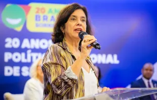 Para a ministra Nísia Trindade o projeto de lei que criminaliza o aborto “é injustificável e desumano”