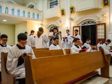 Seminaristas da Administração Apostólica Pessoal São João Maria Vianney