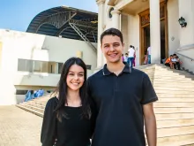 Os noivos Maysa Teixeira e Matheus Rinaldi