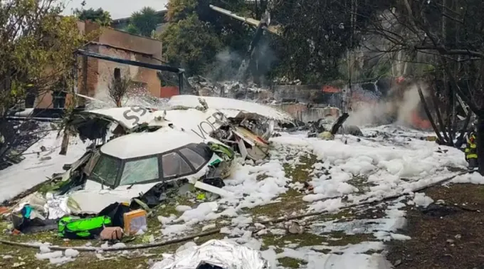 Avião que caiu em Vinhedo (SP). ?? 