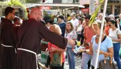 Cariocas começam o ano com bênção dos capuchinhos hoje