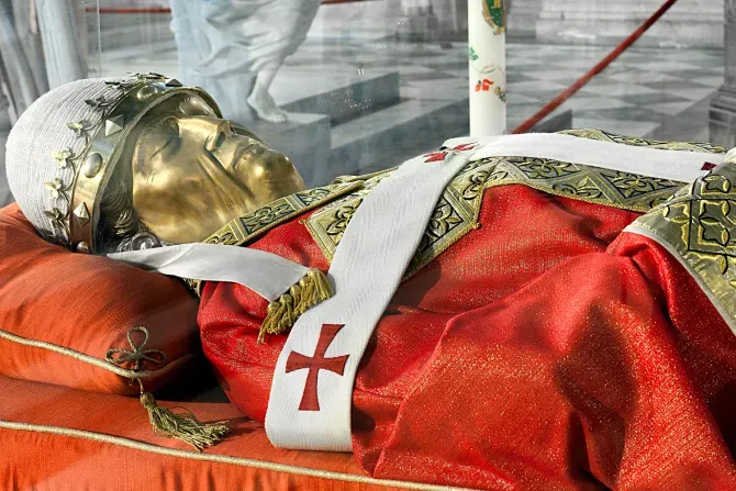 Beato Greg rio X serviu com os cruzados n o era padre e foi