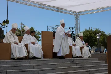 Cardeal José Tolentino na missa de encerramento do V Congresso Eucarístico Nacional