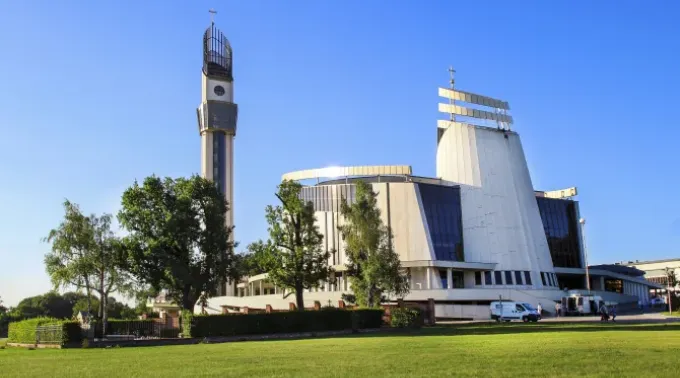 Santuário da Divina Misericórdia, ao sul de Cracóvia (Polônia). ?? 