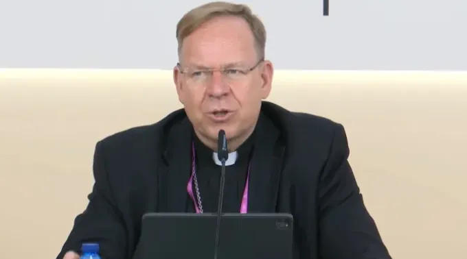 O presidente do Conselho de Conferências Episcopais da Europa, dom Gintarras Grušas