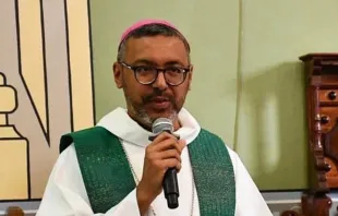 Padre Raimundo Vanthuy em missa de ação de graças por sua nomeação a bispo de São Gabriel da Cachoeira (AM).