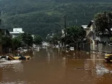 Estragos das enchentes no município de Muçum (RS)