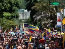 Milhares de venezuelanos se manifestaram pela democracia do país em 28 de julho de 2024, dia das eleições presidenciais