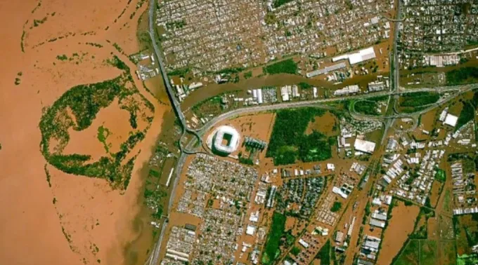 Imagem aérea das enchentes em Porto Alegre (RS)