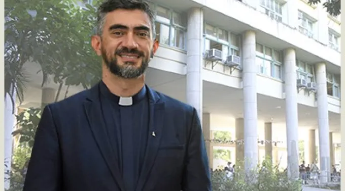 Padre Anderson Antonio Pedroso S.J., reitor da PUC-RJ. ?? 