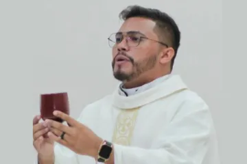 Padre Paulo Araújo da Silva.