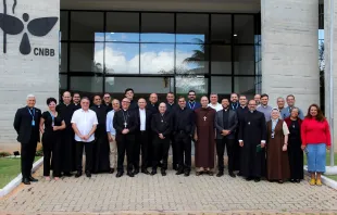 Padres reunidos na sede da CNBB em Brasília.