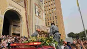 Relíquias de santa Teresinha visitam Santuário Nacional de Aparecida