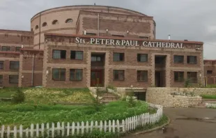 Catedral de São Pedro e São Paulo em Ulan Bator.