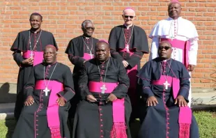 Membros da Conferência Episcopal do Malawi.