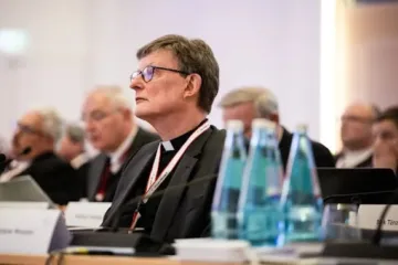 O cardeal Rainer Maria Woelki, em assembleia do Caminho Sinodal Alemão