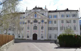 Colégio Filosófico-Teológico de Bressanone (PTH Brixen), na Itália.