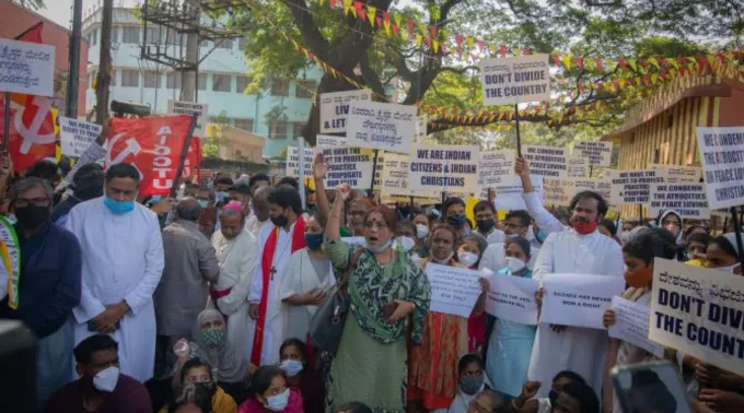 Protesto contra leis anticonversão na Índia ?? 