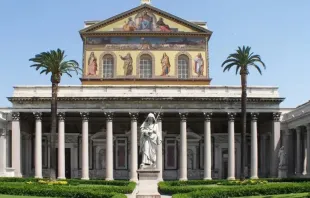 Basílica de São Paulo Extramuros, em Roma, onde está o túmulo de são Paulo.