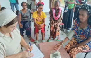 A irmã Cristina Macrina, que trabalha como enfermeira em Bobonaro, Timor Leste.