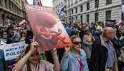 Parlamento polonês derrota descriminalizar colaboração com aborto
