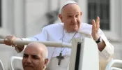 Papa celebra 1,5 mil anos de veneração a Nossa Senhora no Pórtico em Roma