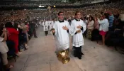 Congresso Eucarístico dos EUA termina com oração por "novo Pentecostes"