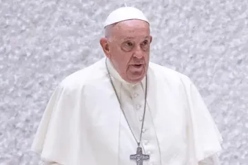 Papa Francisco ao chegar à audiência geral de hoje