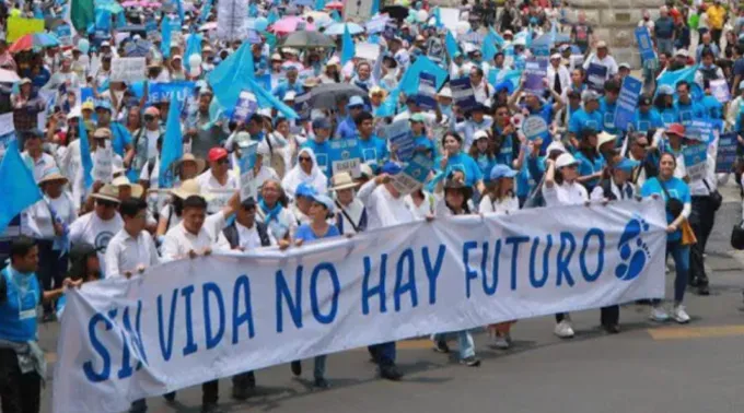 Marcha por políticas públicas a favor da vida no México ?? 