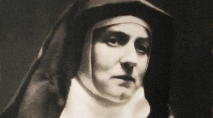 Santa Teresa Benedita da Cruz (Edith Stein), retratada em 1938-1939. ?? 