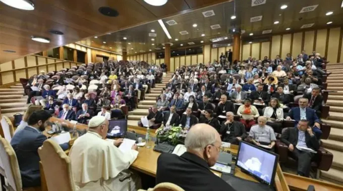 Papa Francisco fala sobre sinodalidade ?? 