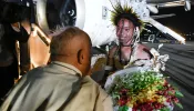 Indonésia prende suspeitos de tentar matar o papa Francisco que chega a Papua-Nova Guiné