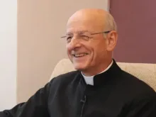 Monsenhor Fernando Ocáriz, prelado do Opus Dei.