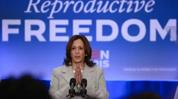 Kamala Harris fala sobre lei que proíbe o aborto na Flórida até seis semanas de gestação ?? 