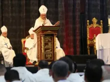 O arcebispo de Santo Domingo, República Dominicana, dom Francisco Ozoria,  no 53° Congresso Eucarístico Internacional em Quito, Equador, na terça-feira (10).