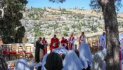 Nova peregrinação reúne cristãos, muçulmanos e judeus na Terra Santa na Casa de Abraão