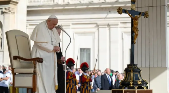 Papa Francisco no Vaticano ?? 