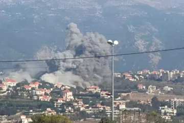 Ataque aéreo israelense em Sujud