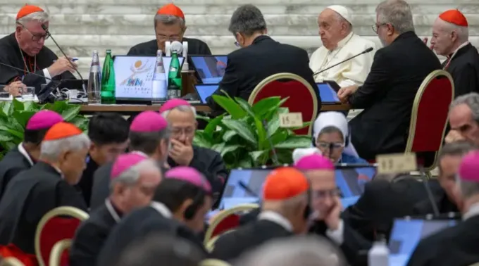 Papa Francisco falaa participantes do primeiro encontro da assembleia plenária do Sínodo da Sinodalidade ?? 