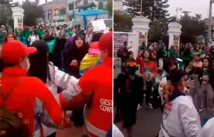 Grupos feministas atacam ativistas pró-vida que rezavam em frente a clínica de aborto em Bogotá, Colômbia.