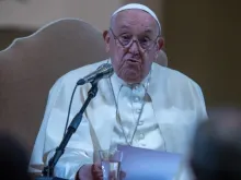 Papa Francisco hoje (5) na Pontifícia Universidade Gregoriana em Roma.