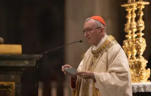 Cardeal Pietro Parolin celebra missa pela paz na Ucrânia na basílica de Santa Maria Maior, em Roma, em 17 de novembro de 2022.