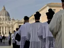 Participantes da 13ª peregrinação Summorum Pontificum, no Vaticano, em 26 de outubro de 2024.