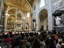 Papa Francisco fala a participantes de um curso de formação promovido pela Rota Romana na basílica de São João de Latrão, em 27 de setembro de 2018.