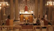 Santa Sé proíbe missa tradicional em latim na catedral de bispo demitido pelo papa