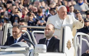 Papa Francisco na audiência geral de hoje (13) no Vaticano.