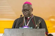 O arcebispo de Nairóbi, Quênia, dom Philip Anyolo Subira.