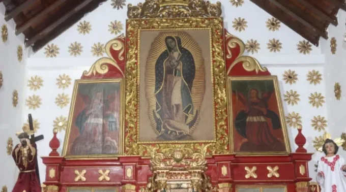 Retábulo do altar-mor da basílica menor de Nossa Senhora de Guadalupe em El Carrizal ?? 