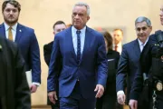 Robert F. Kennedy Jr. chega ao Capitólio dos EUA, em Washington D.C., em 16 de dezembro de 202